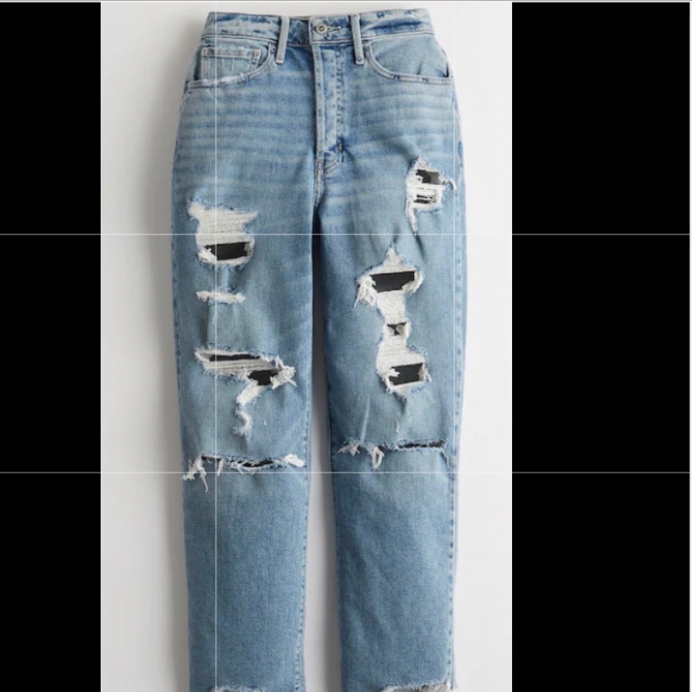 Hollister ultra high rise, straight leg, crop, ripped jeans